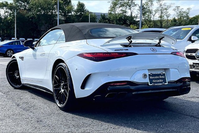 Used 2022 Mercedes-Benz SL 63 AMG 4MATIC image 10