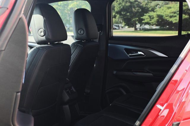 New 2024 Chevrolet Equinox EV LT w/ Active Safety Package 3 image 15