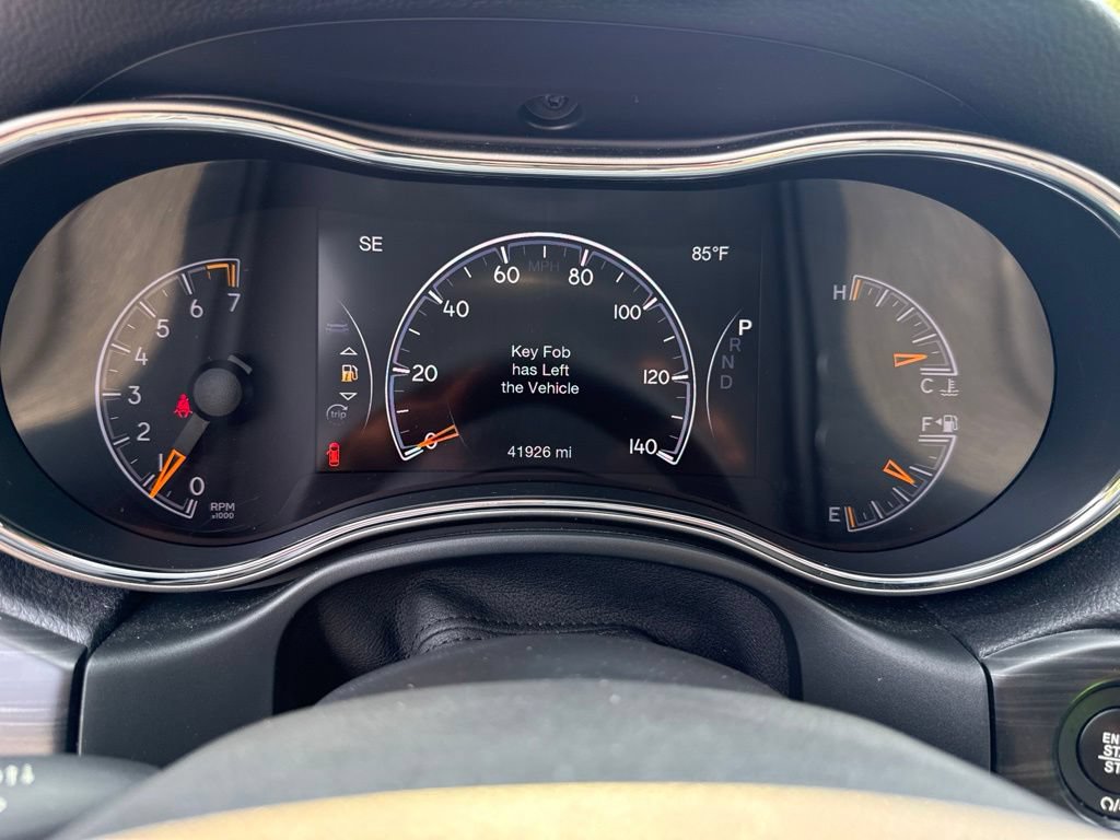 Used 2020 Jeep Grand Cherokee Limited AWD/4WD image 29