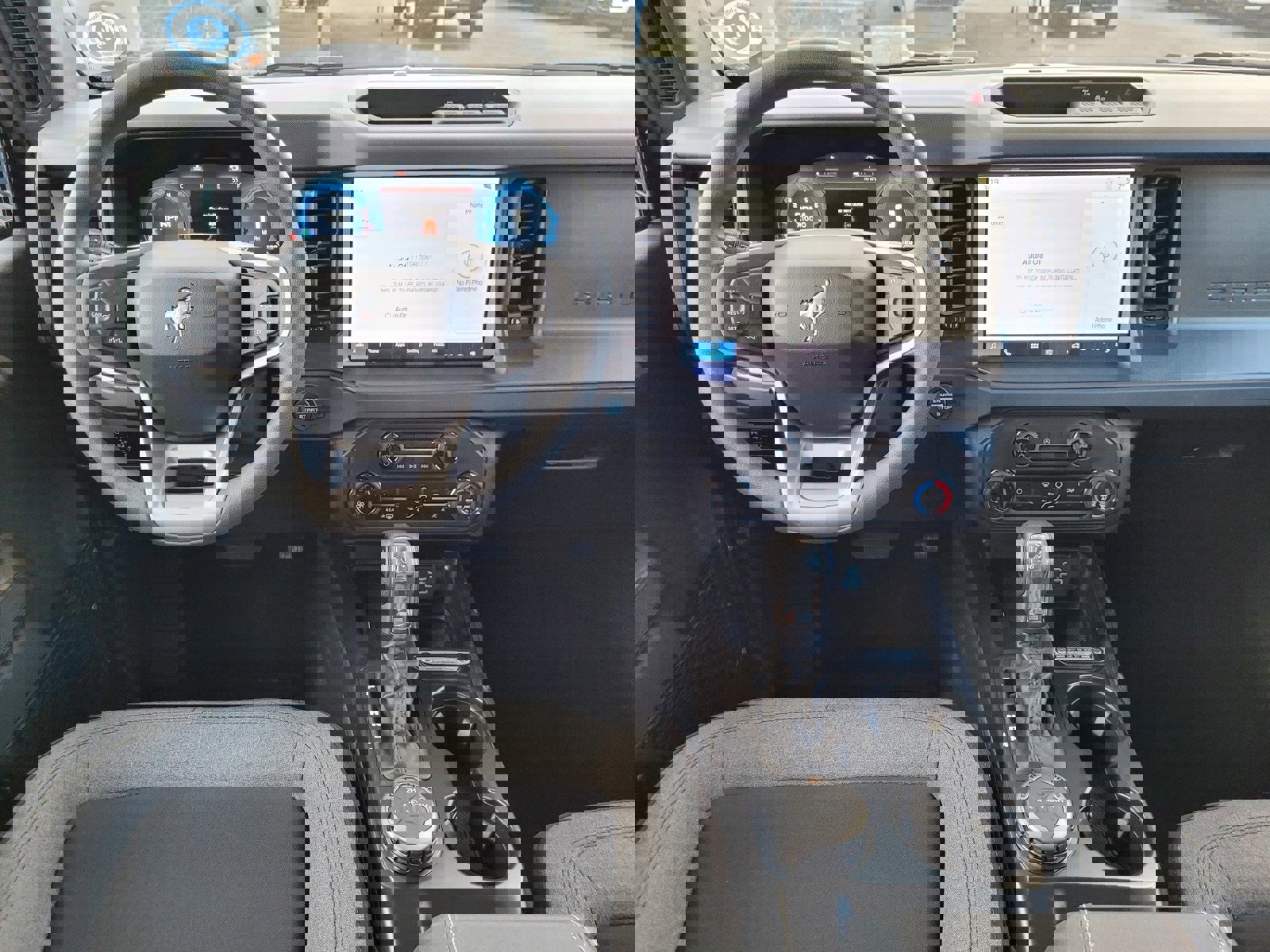 New 2025 Ford Bronco 4-Door image 8