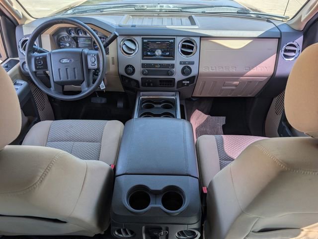 Used 2016 Ford F250 XLT w/ XLT Premium Package image 12