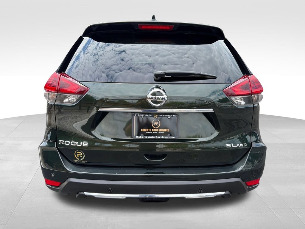 Used 2019 Nissan Rogue SL w/ Premium Package AWD/4WD image 4