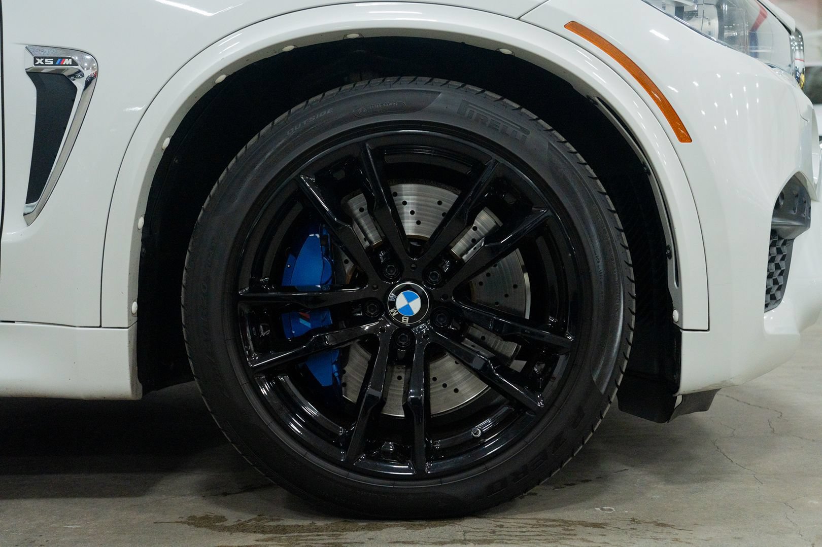 Used 2015 BMW X5 M AWD/4WD image 12