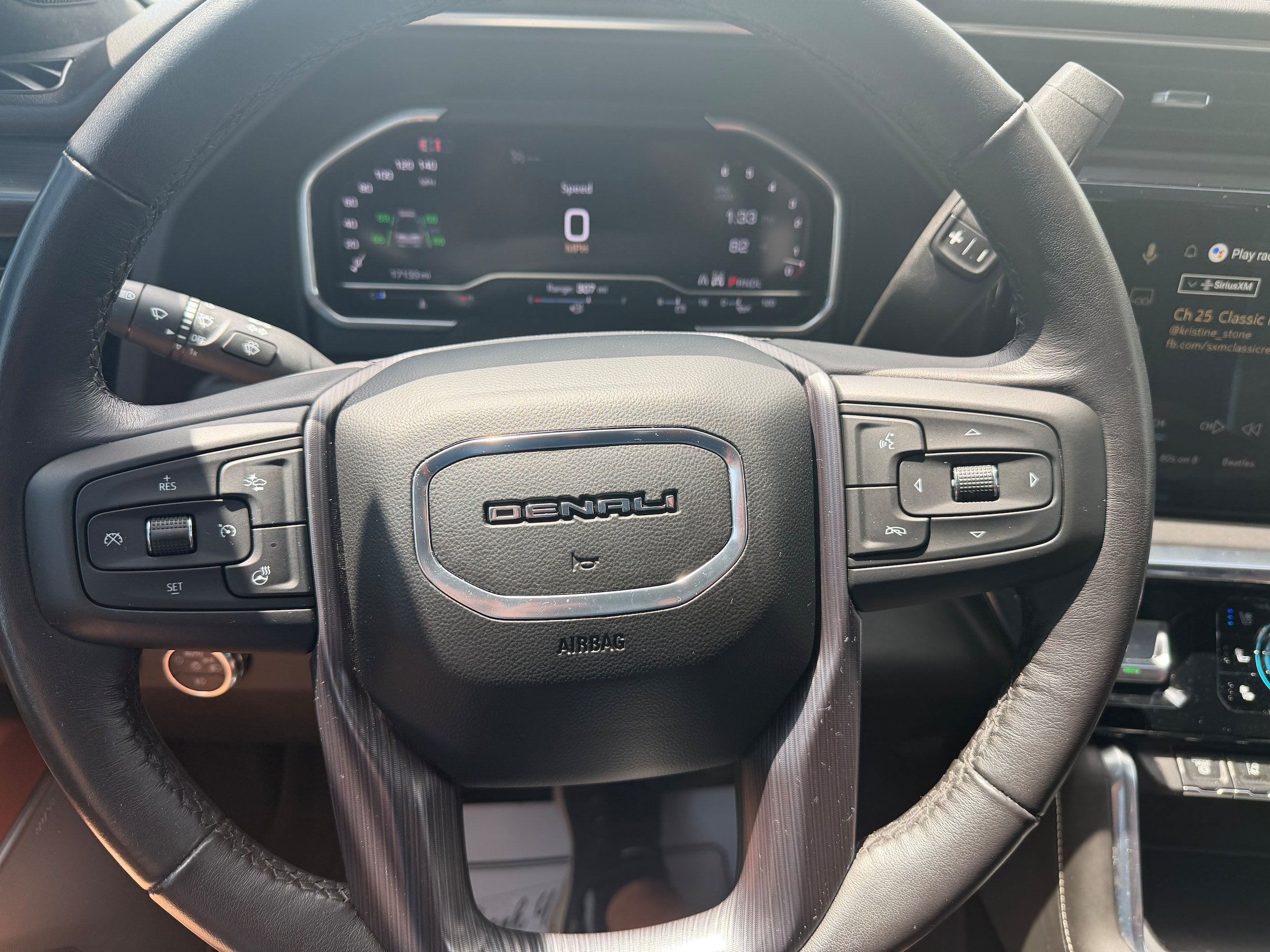 Used 2024 GMC Sierra 2500 Denali Ultimate w/ Max Trailering Package AWD/4WD image 21