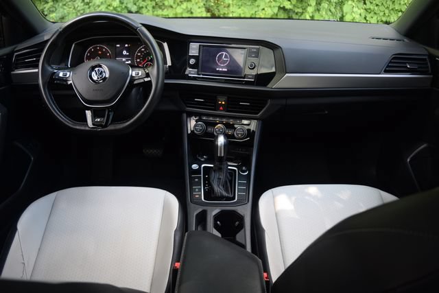 Used 2020 Volkswagen Jetta R-Line FWD image 8