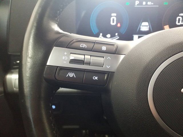 Used 2025 Hyundai Kona SEL AWD/4WD image 4