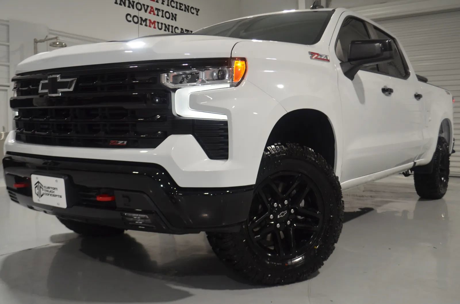 Used 2023 Chevrolet Silverado 1500 LT Trail Boss w/ Convenience Package II