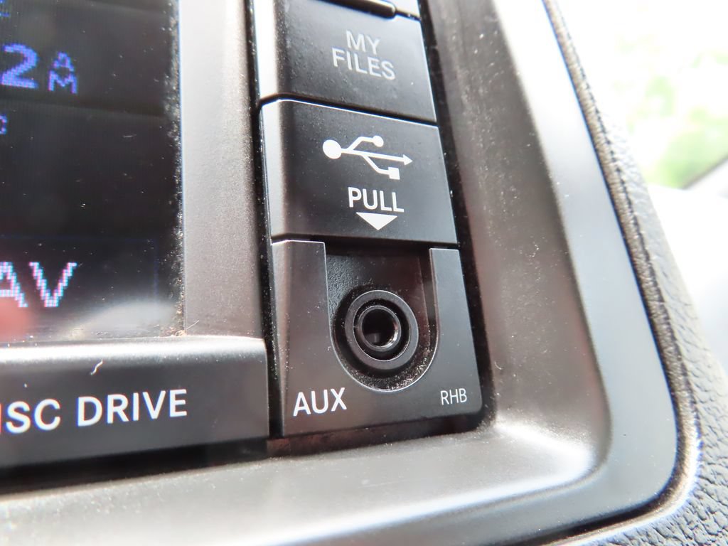Used 2019 Dodge Grand Caravan SXT FWD image 9