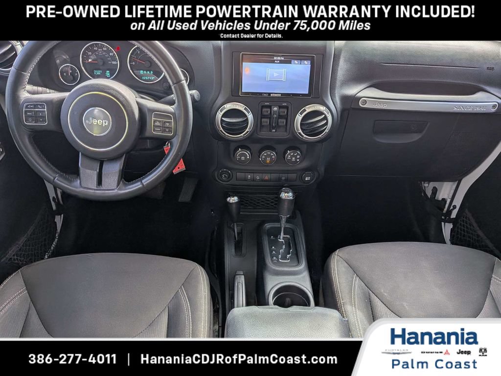 Used 2017 Jeep Wrangler Unlimited Rubicon w/ Connectivity Group AWD/4WD image 15