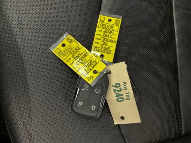 Used 2024 GMC Terrain SLT image 46