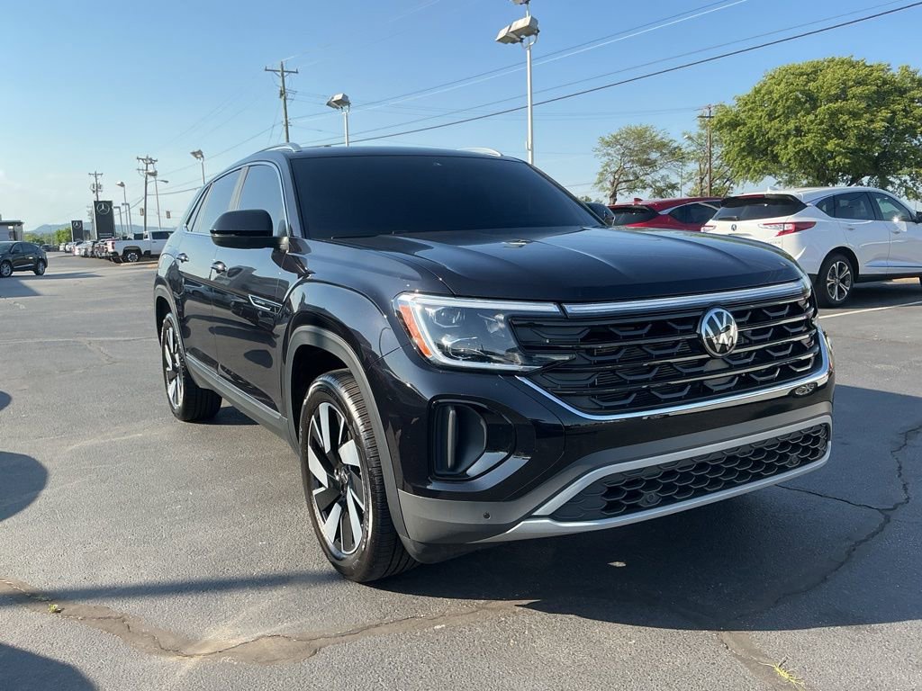 Used 2025 Volkswagen Atlas Cross Sport SEL AWD/4WD image 6