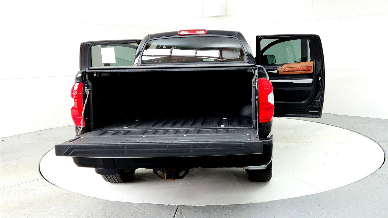 Used 2019 Toyota Tundra 1794 Edition AWD/4WD image 11