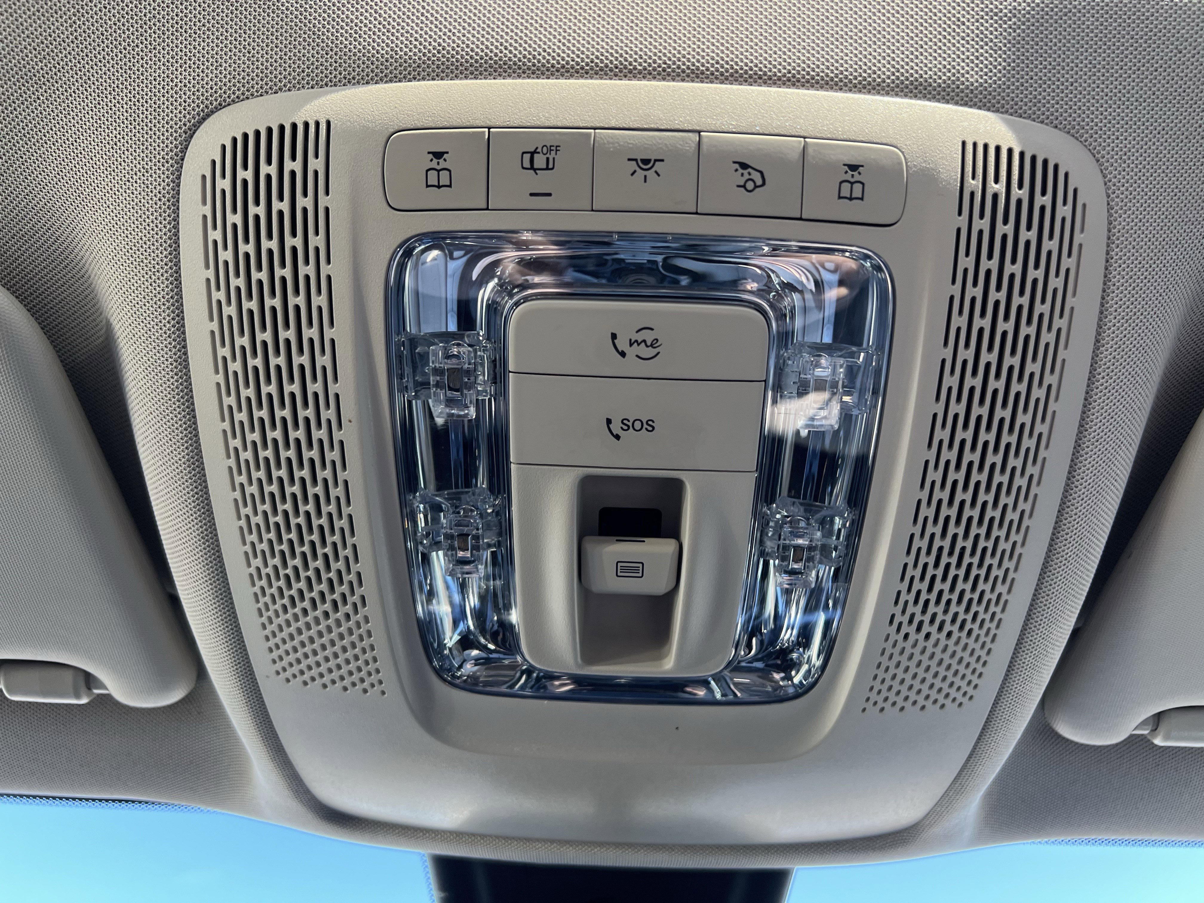 Certified 2023 Mercedes-Benz GLB 250 image 28