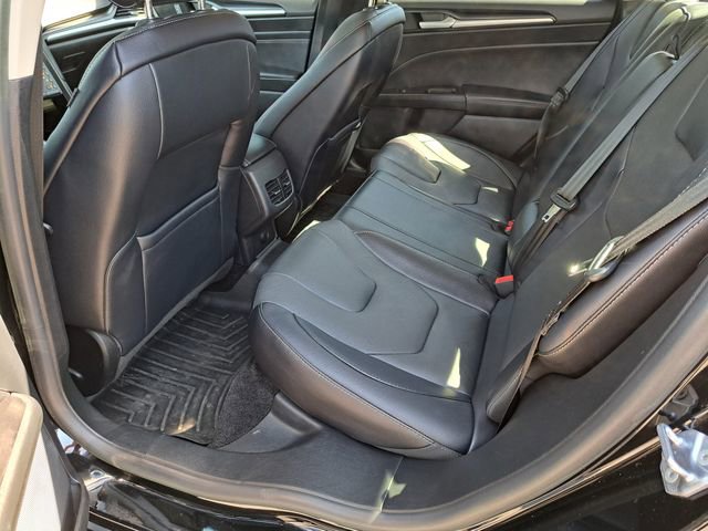 Used 2018 Ford Fusion Titanium AWD/4WD image 10