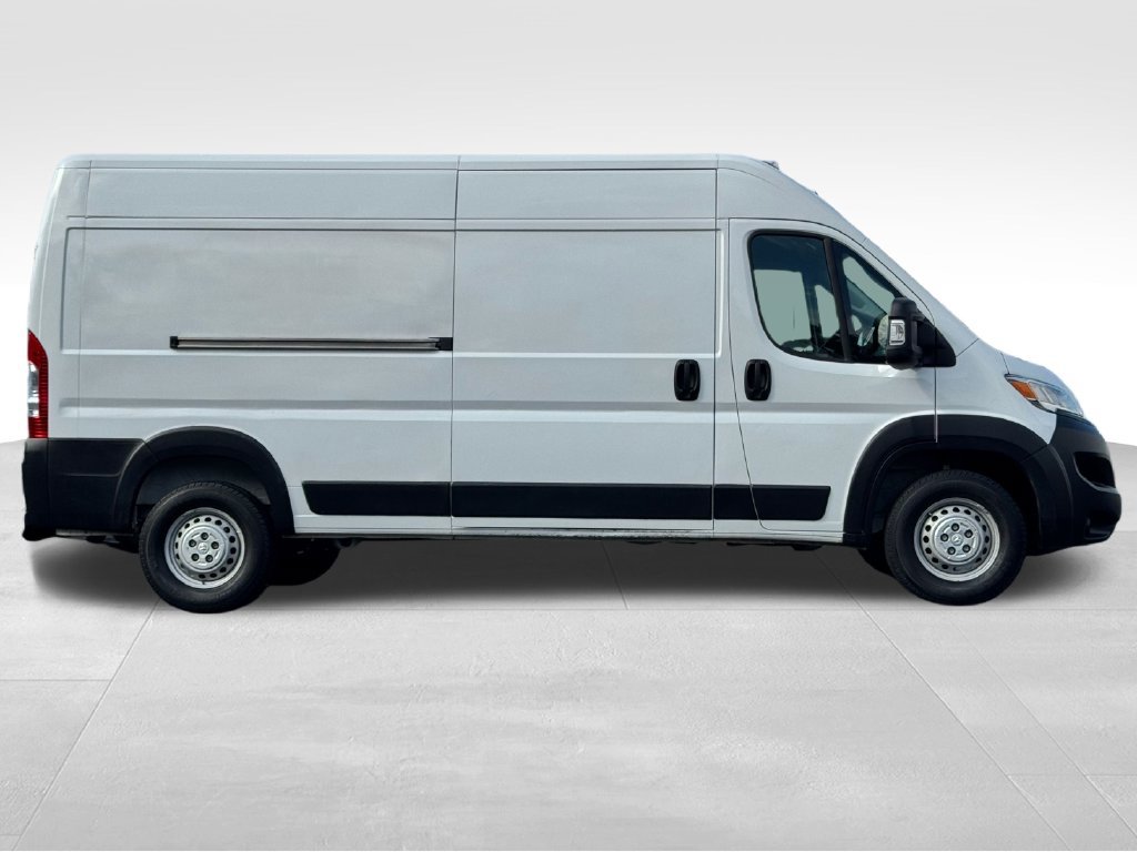 Used 2024 RAM ProMaster 2500 w/ Convenience Group FWD image 8