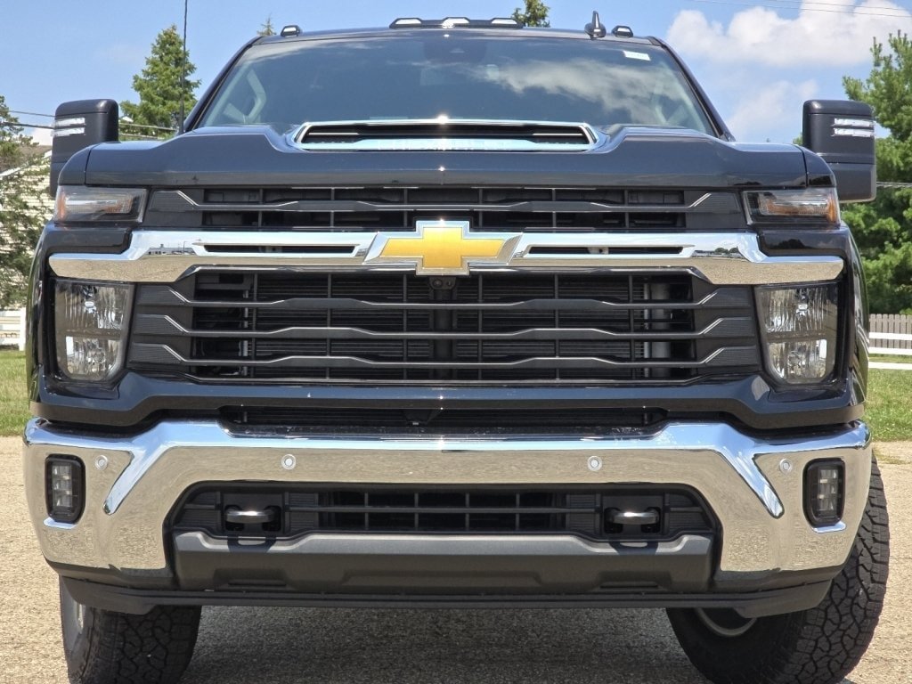 New 2026 Chevrolet Silverado 2500 LT w/ All Star Edition AWD/4WD image 10
