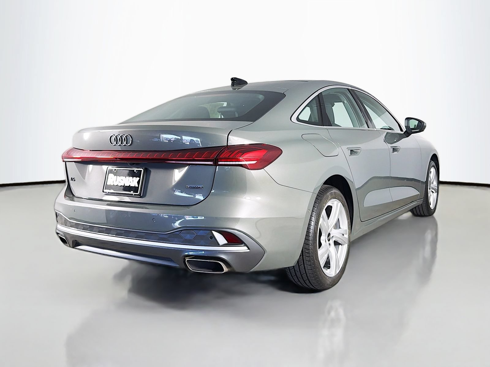 Used 2025 Audi A5 2.0T Premium Plus w/ Premium Plus AWD/4WD image 7