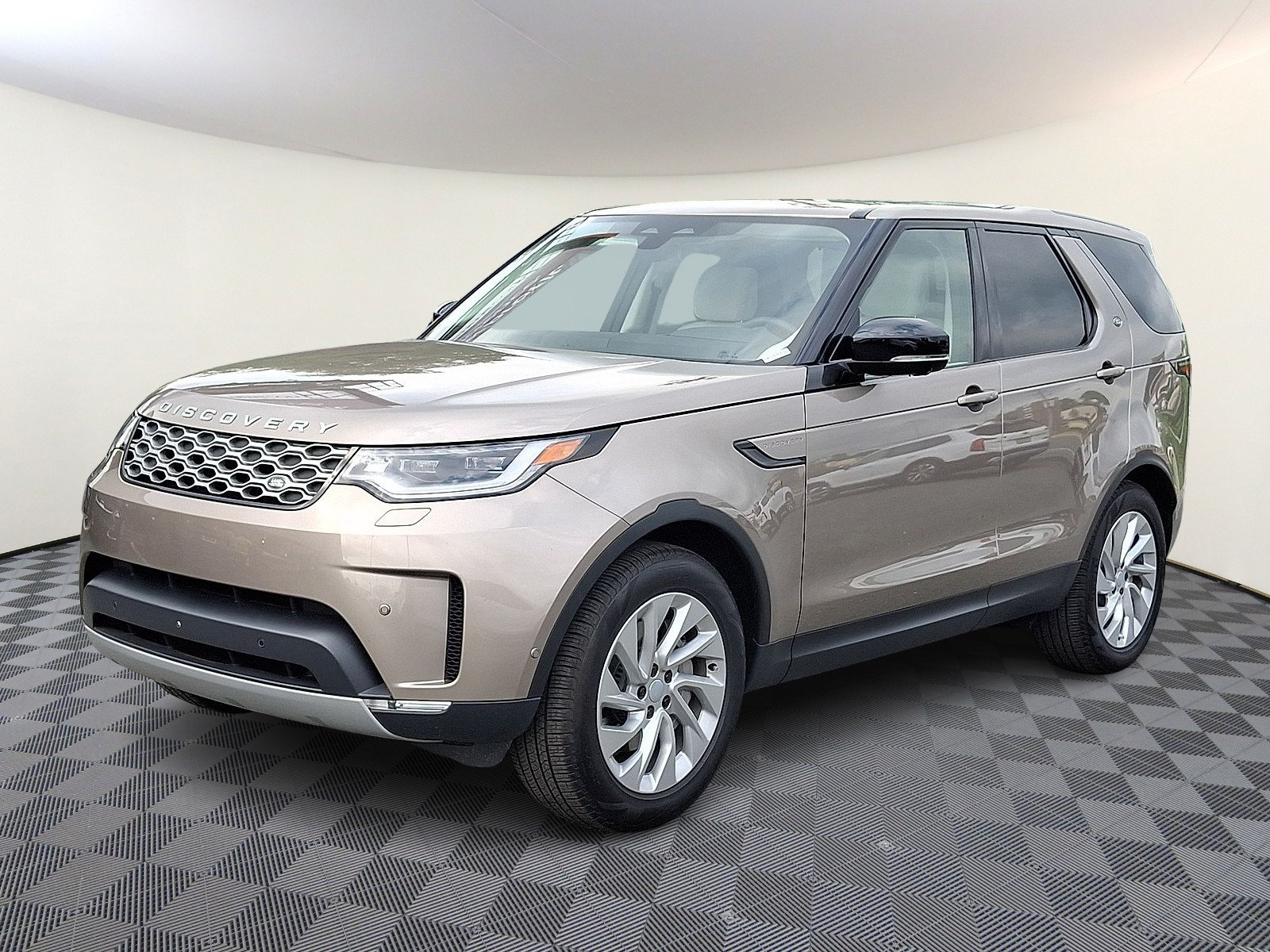 Certified 2026 Land Rover Discovery S