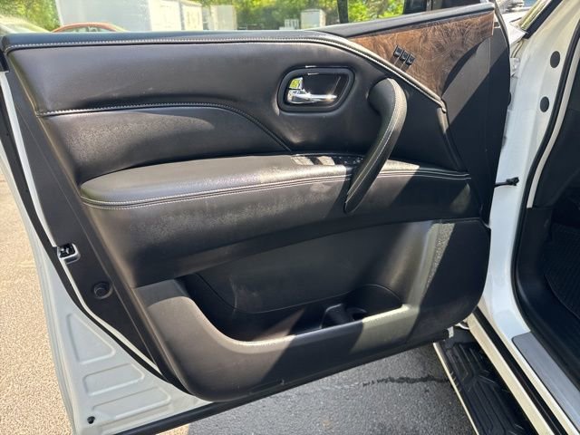 Used 2023 INFINITI QX80 Premium Select w/ All-Season Package AWD/4WD image 16