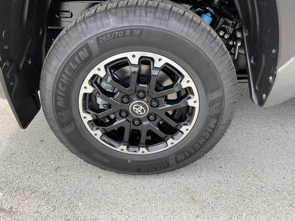 New 2026 Toyota Tundra SR5 image 7