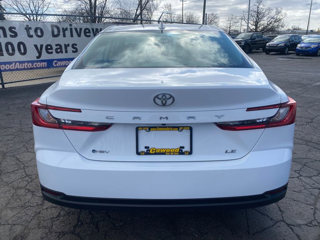 Used 2025 Toyota Camry LE FWD image 3