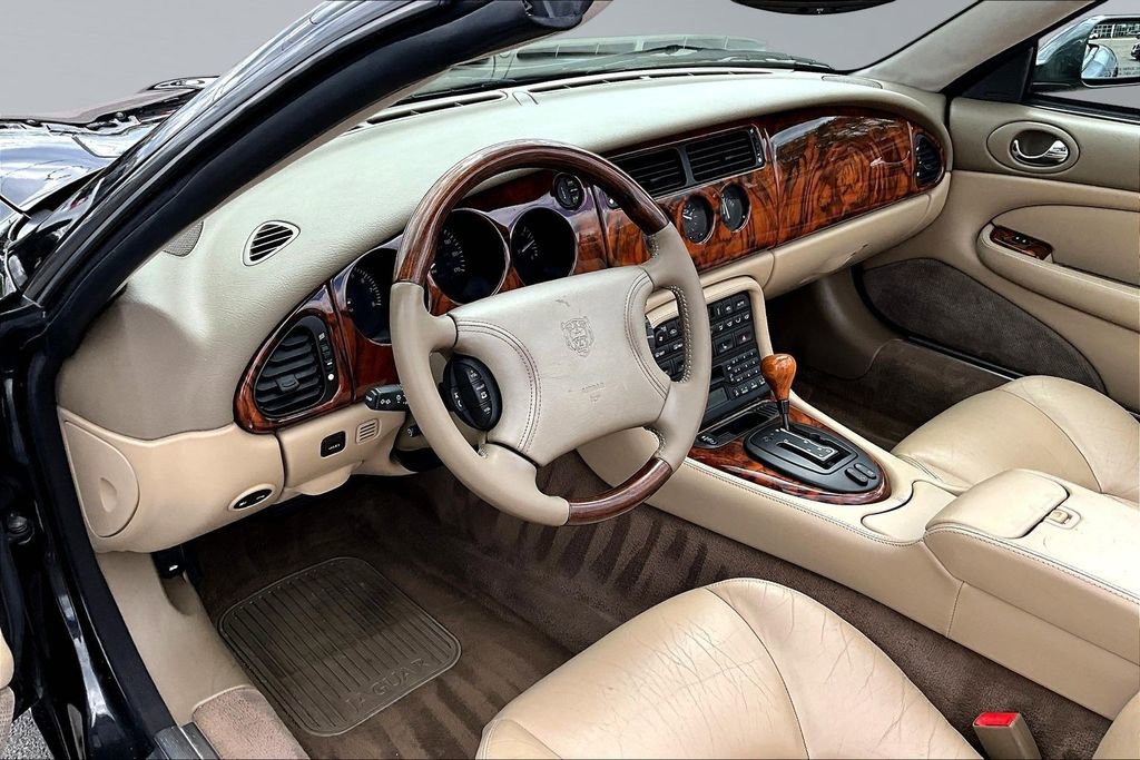 Used 1998 Jaguar XK8 Convertible RWD image 14