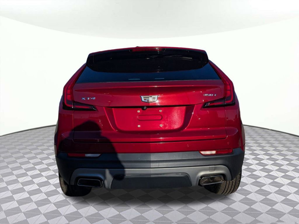 Used 2021 Cadillac XT4 Premium Luxury FWD image 4