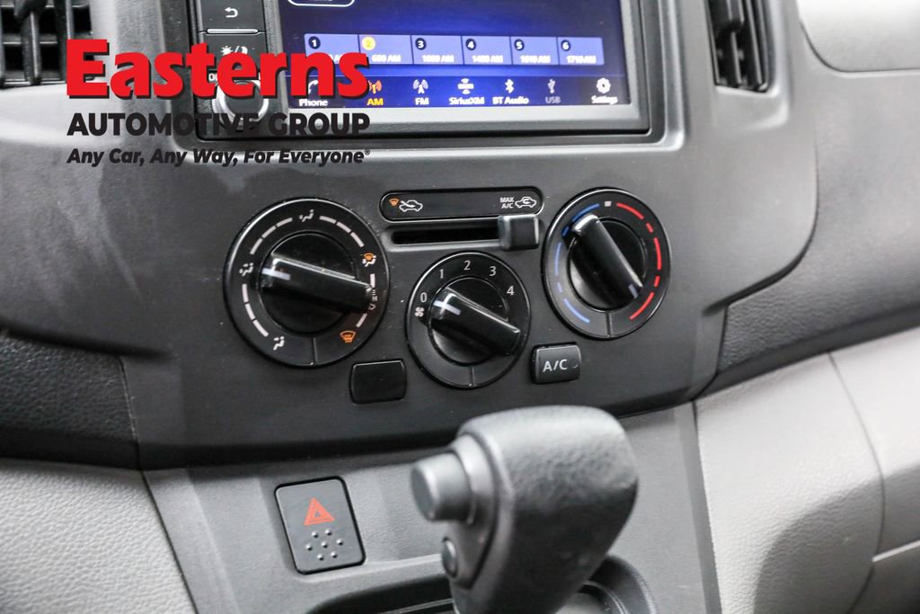 Used 2020 Nissan NV200 S image 20