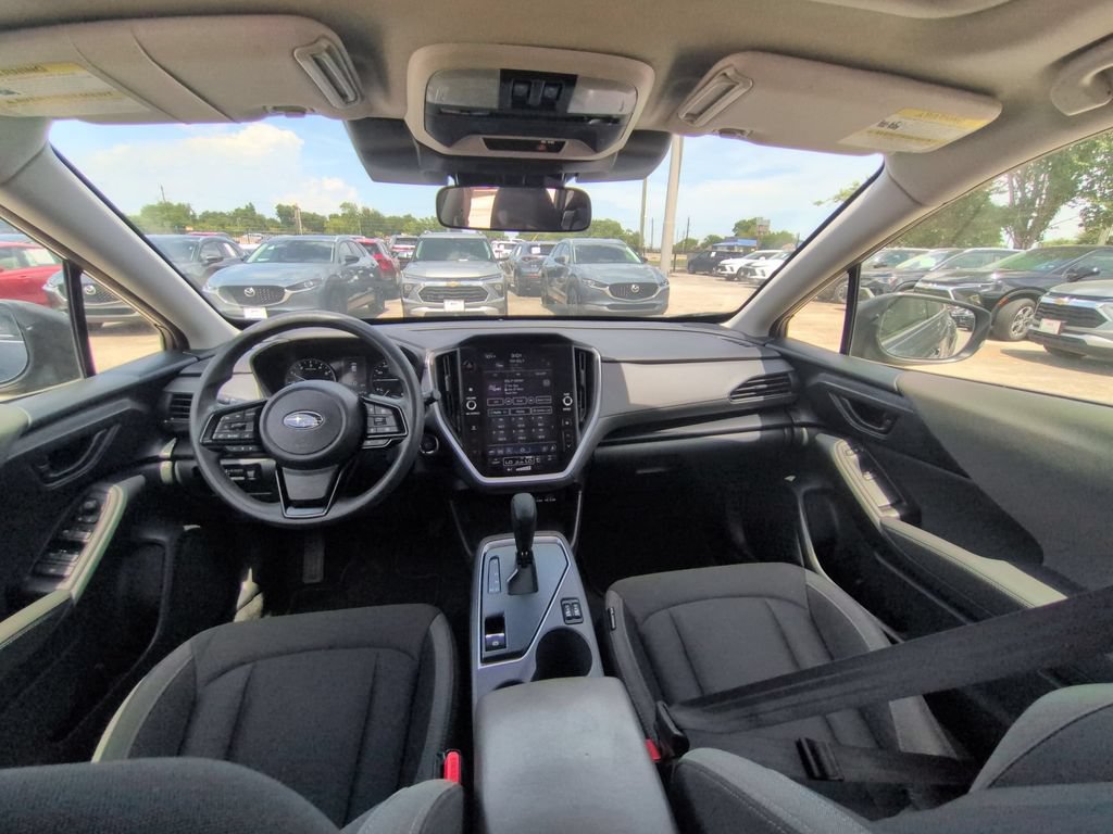 Used 2025 Subaru Crosstrek 2.5i Premium AWD/4WD image 25