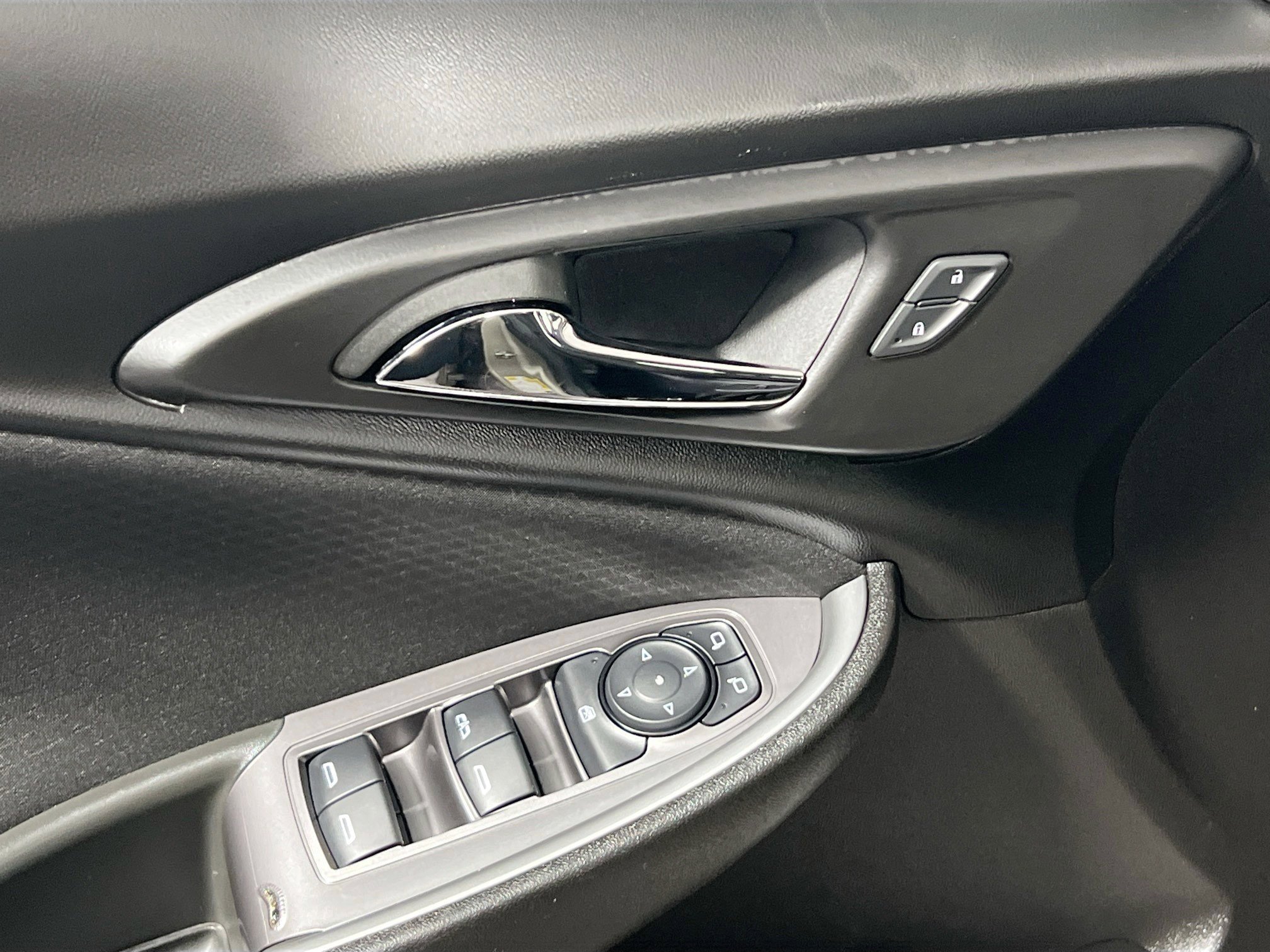 Used 2024 Chevrolet Malibu LT image 16