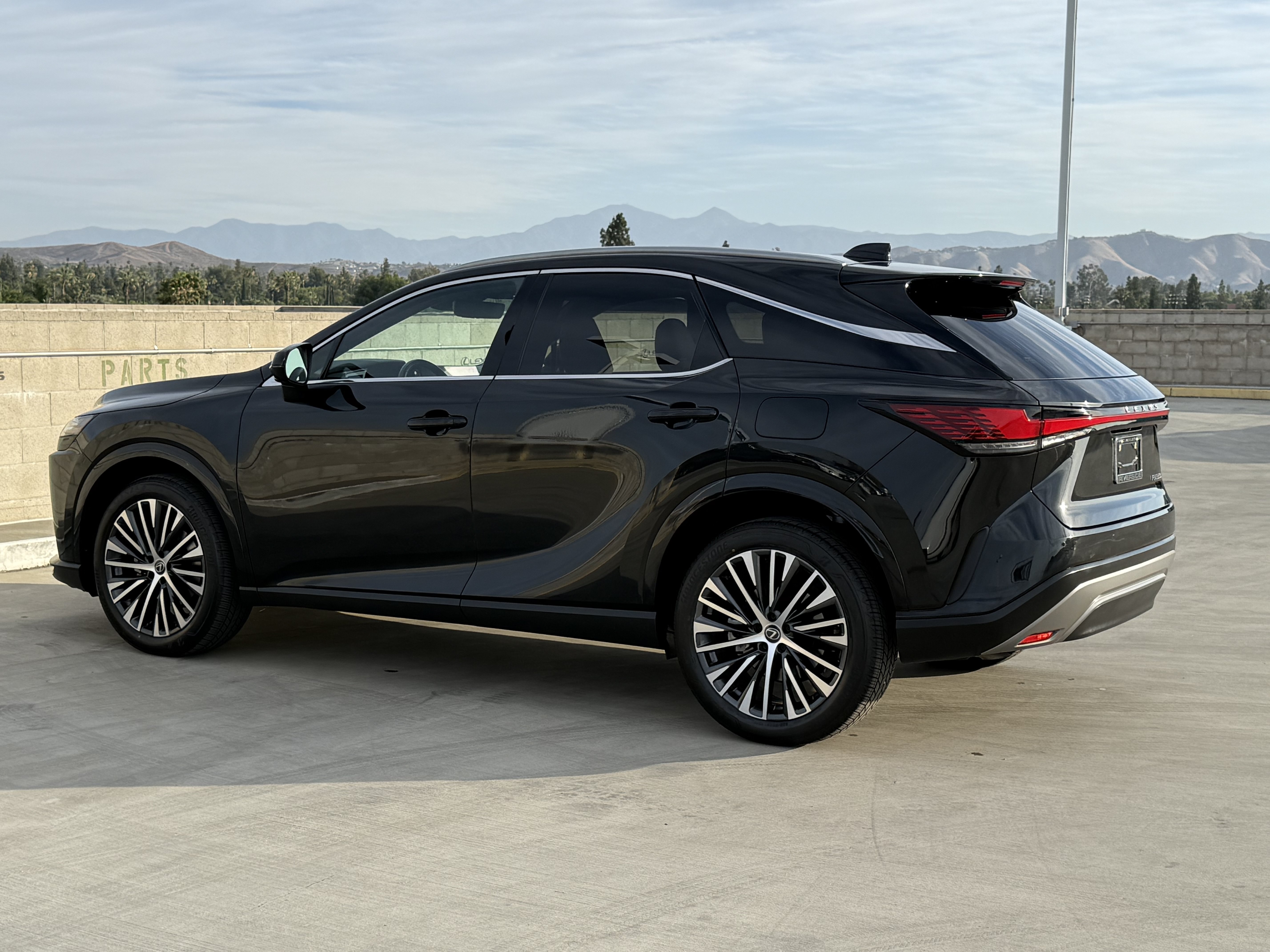 Certified 2024 Lexus RX 350 Premium w/ Cold Area Package FWD image 9