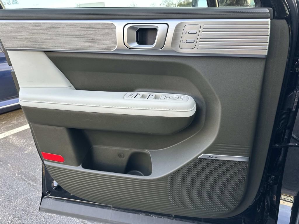 Used 2025 Hyundai Santa Fe Calligraphy image 22