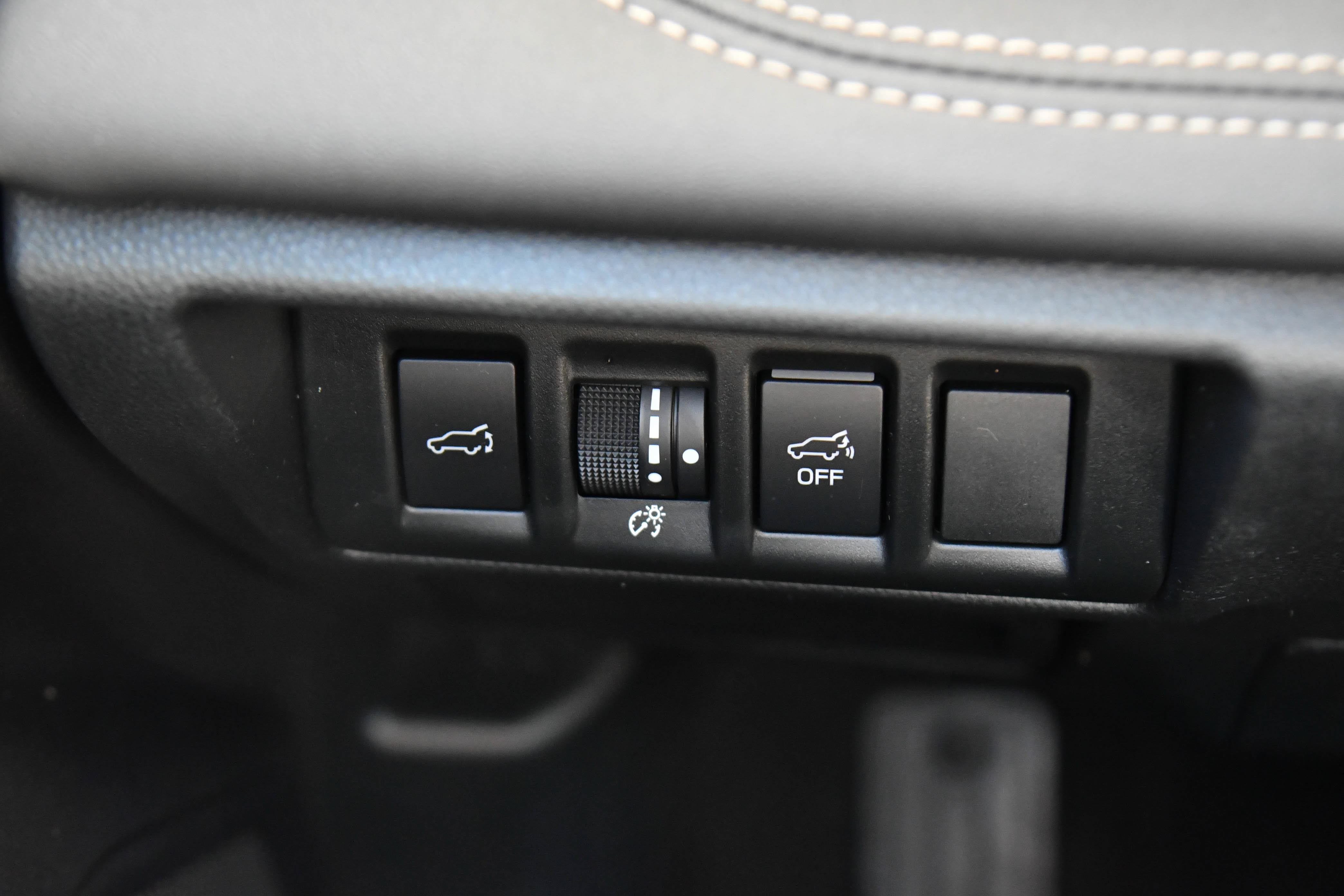 Used 2022 Subaru Outback Limited AWD/4WD image 30