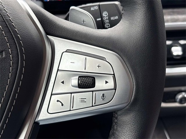 Used 2023 BMW X7 xDrive40i w/ Executive Package image 31