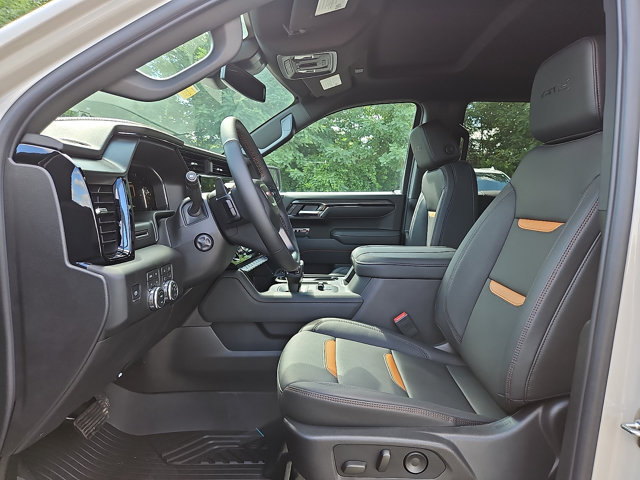 New 2026 GMC Sierra 1500 AT4 w/ AT4 Preferred Package AWD/4WD image 11