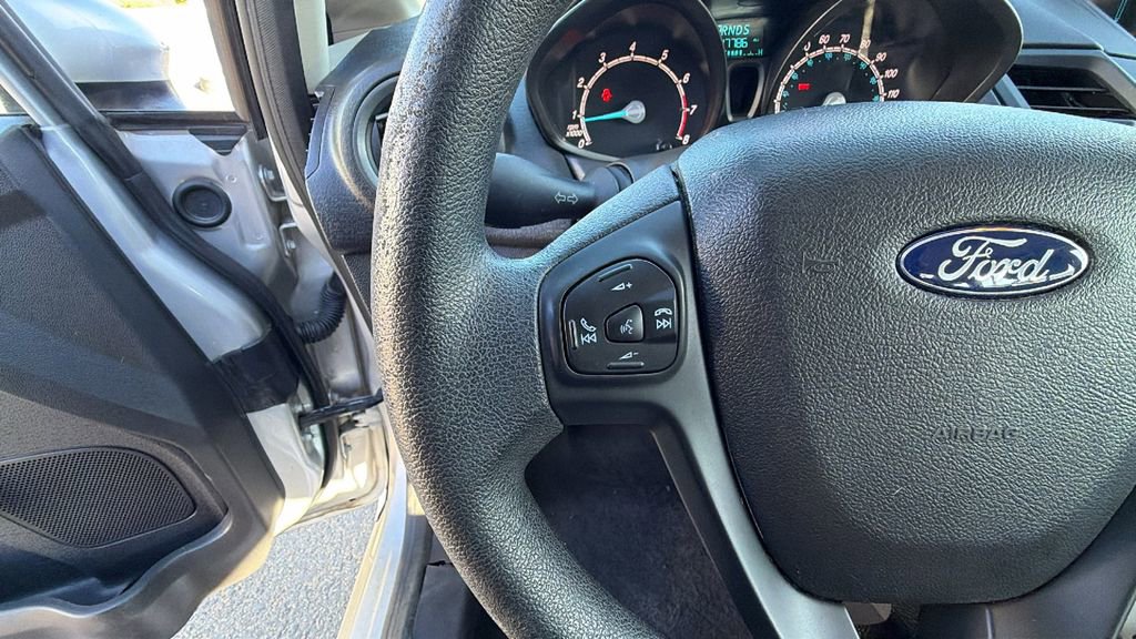 Used 2017 Ford Fiesta S FWD image 27