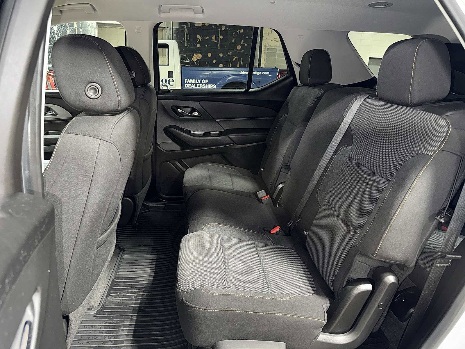 Used 2020 Chevrolet Traverse LS AWD/4WD image 17
