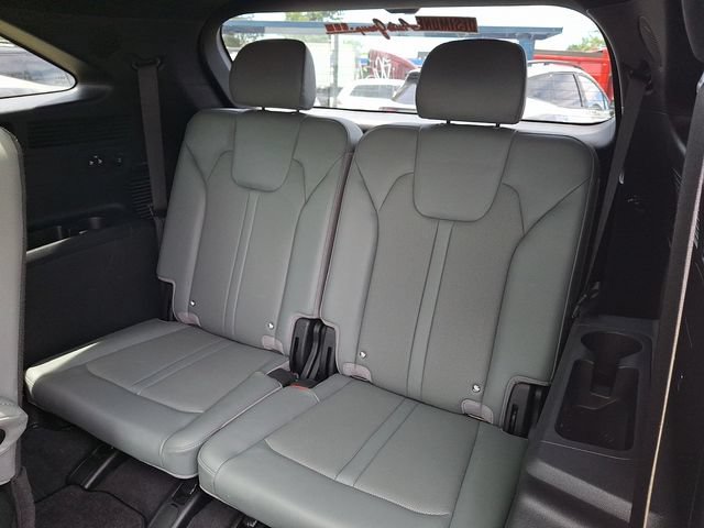 Used 2024 Kia Sorento SX Prestige w/ Sage Leather Package AWD/4WD image 10
