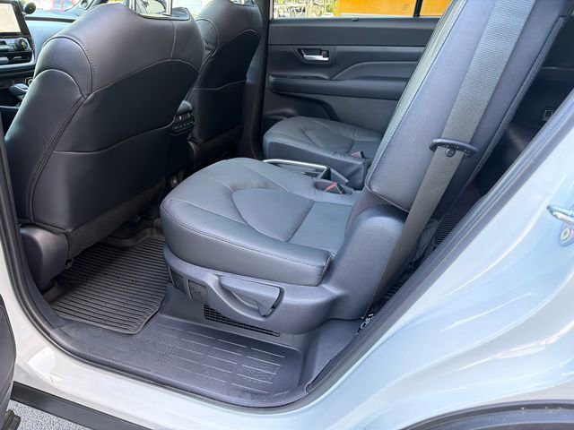 Used 2026 Toyota Grand Highlander AWD Hybrid image 21