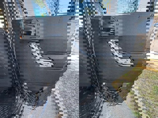 Used 2017 Jeep Wrangler Unlimited Rubicon w/ Connectivity Group image 35