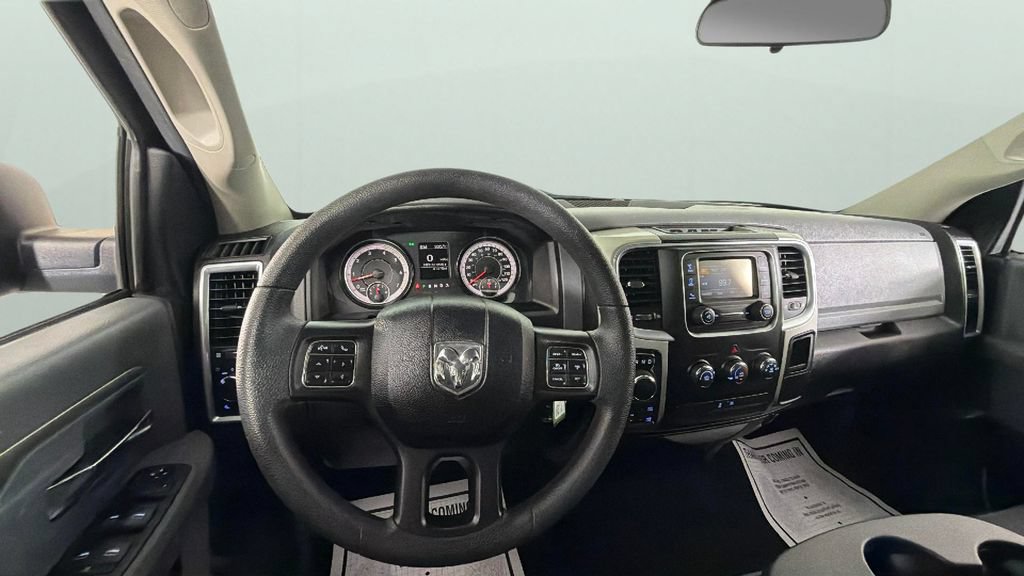 Used 2019 RAM 1500 Classic SLT AWD/4WD image 19