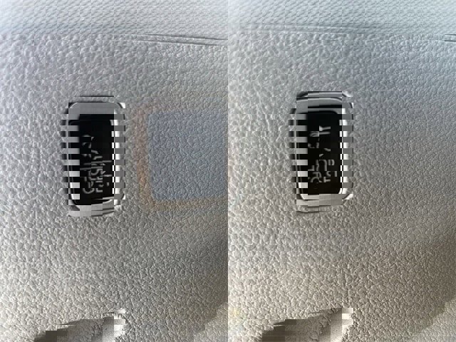 Used 2024 Jeep Wagoneer L Series II image 34