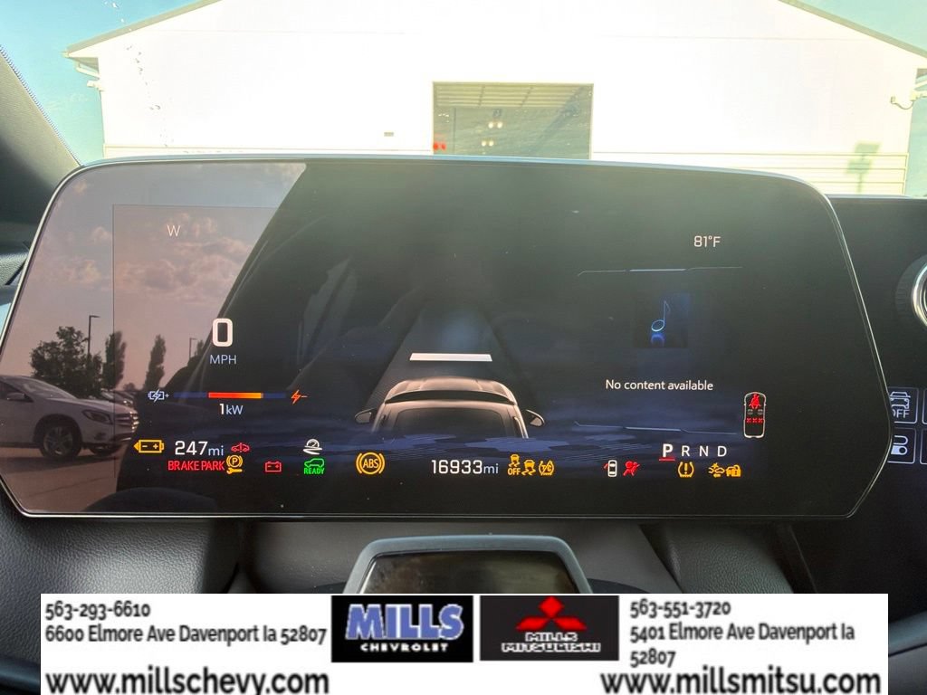 Used 2024 Chevrolet Equinox EV RS FWD image 14