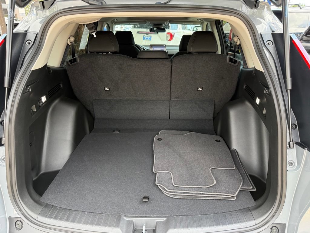 Certified 2026 Honda CR-V EX image 17