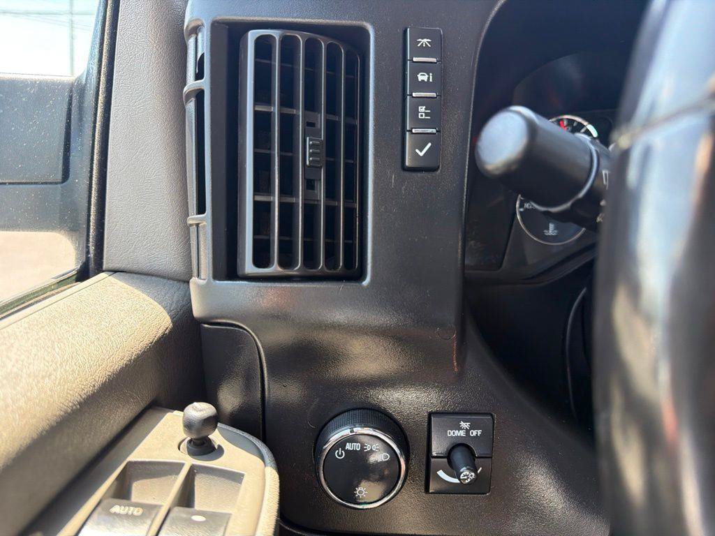 Used 2020 Chevrolet Express 2500 w/ Driver Convenience Package RWD image 38