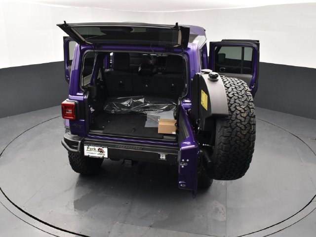 New 2026 Jeep Wrangler Unlimited Rubicon AWD/4WD image 32