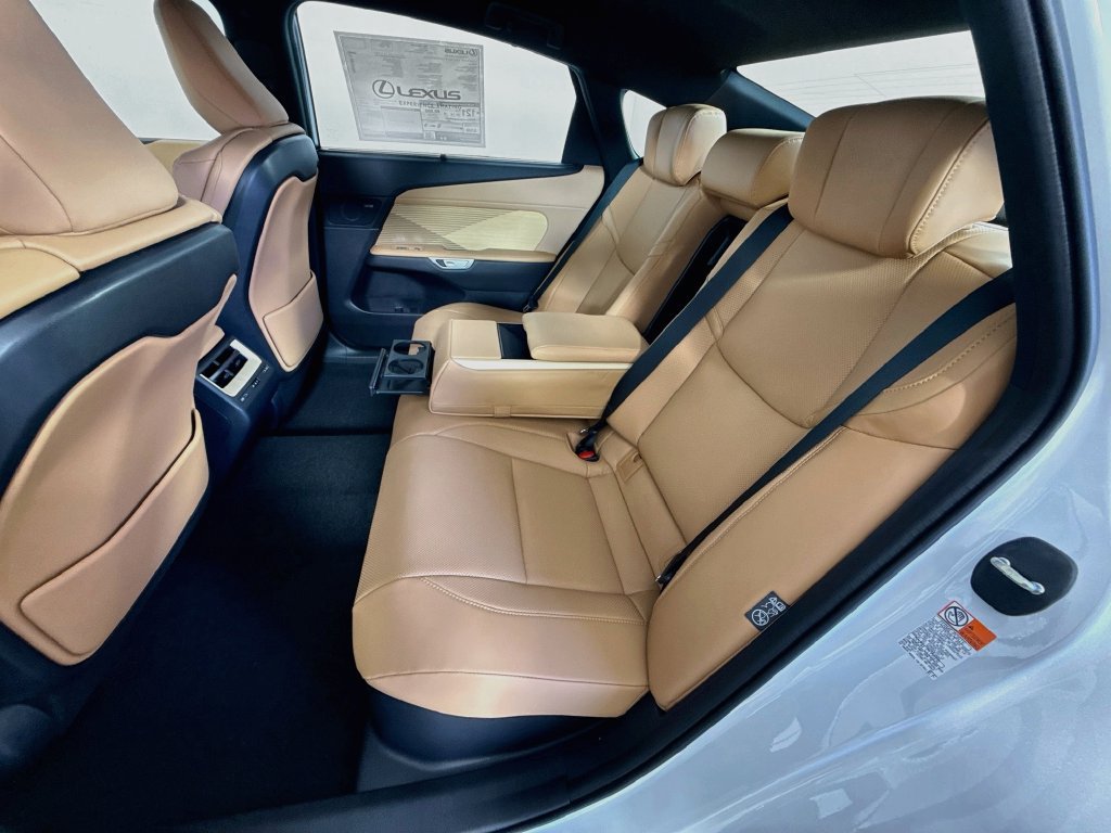 New 2026 Lexus ES 350e w/ Accessory Package (Z1) FWD image 17