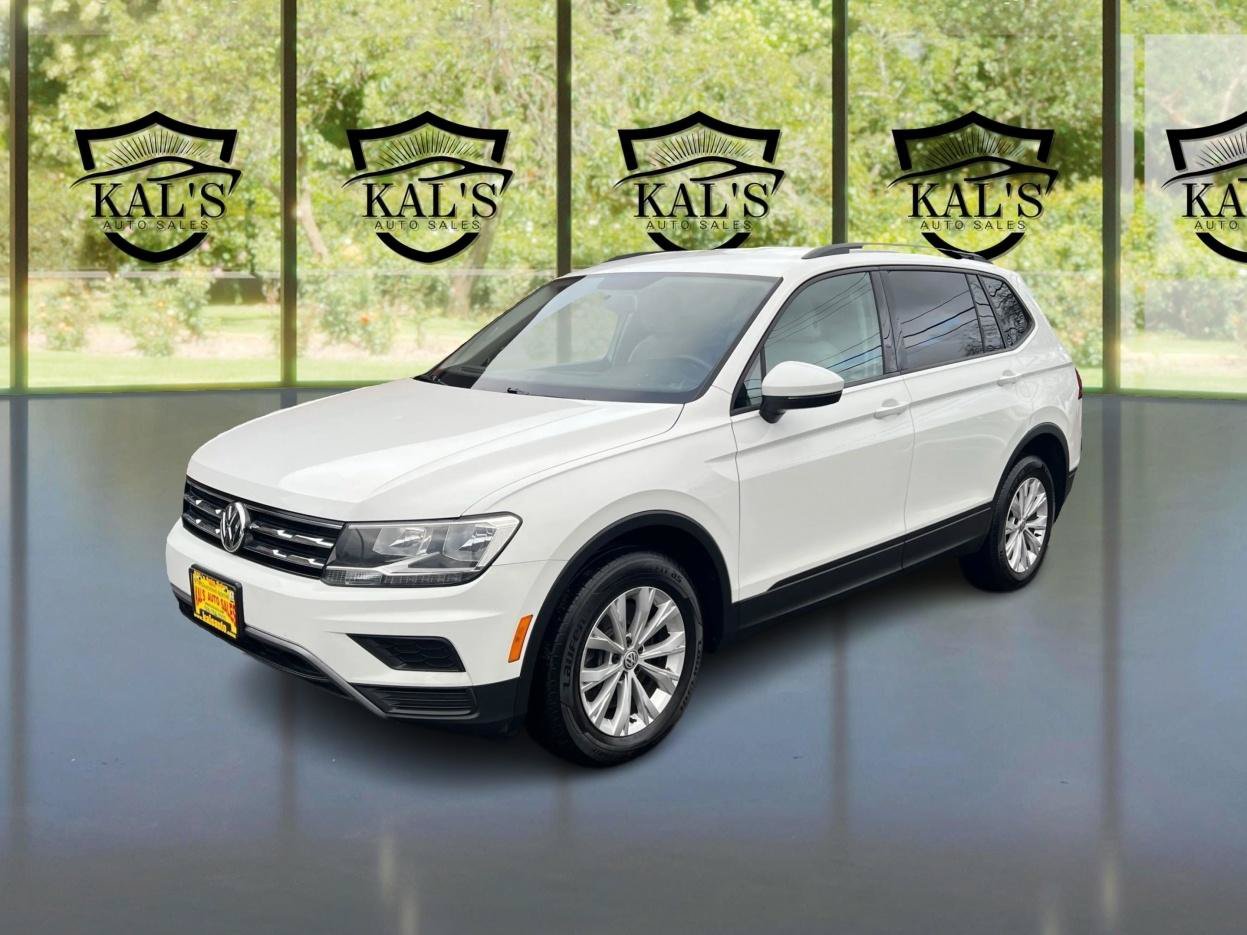 Used 2018 Volkswagen Tiguan S w/ 3rd Row Seat Package AWD/4WD image 1