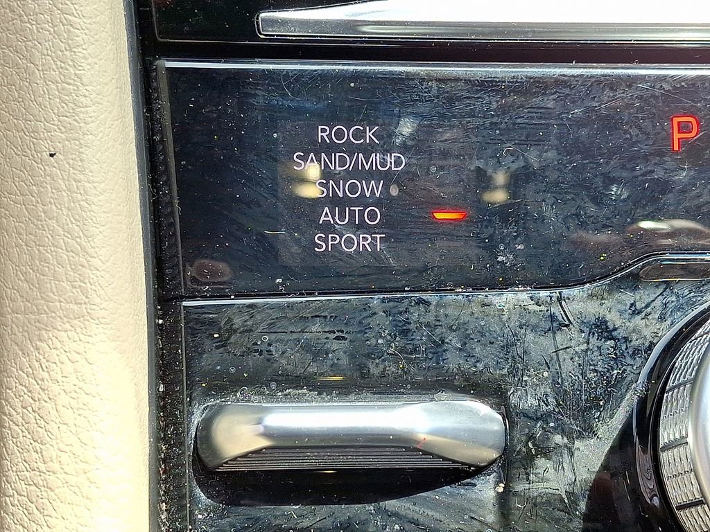 Used 2023 Jeep Grand Cherokee 4WD 4xe w/ Luxury Tech Group II image 18