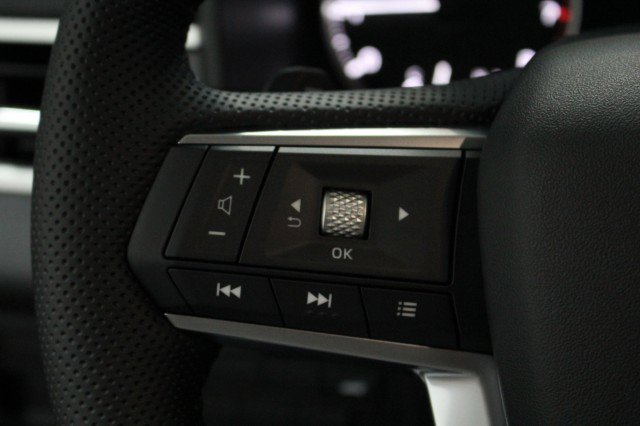 New 2026 Mitsubishi Outlander SE image 9